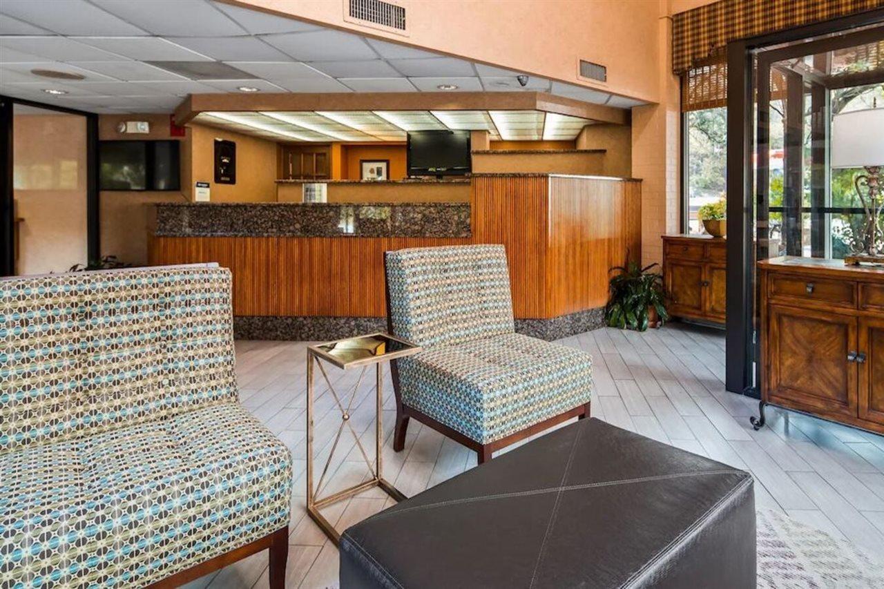 Best Western Braddock Inn La Vale Exteriör bild