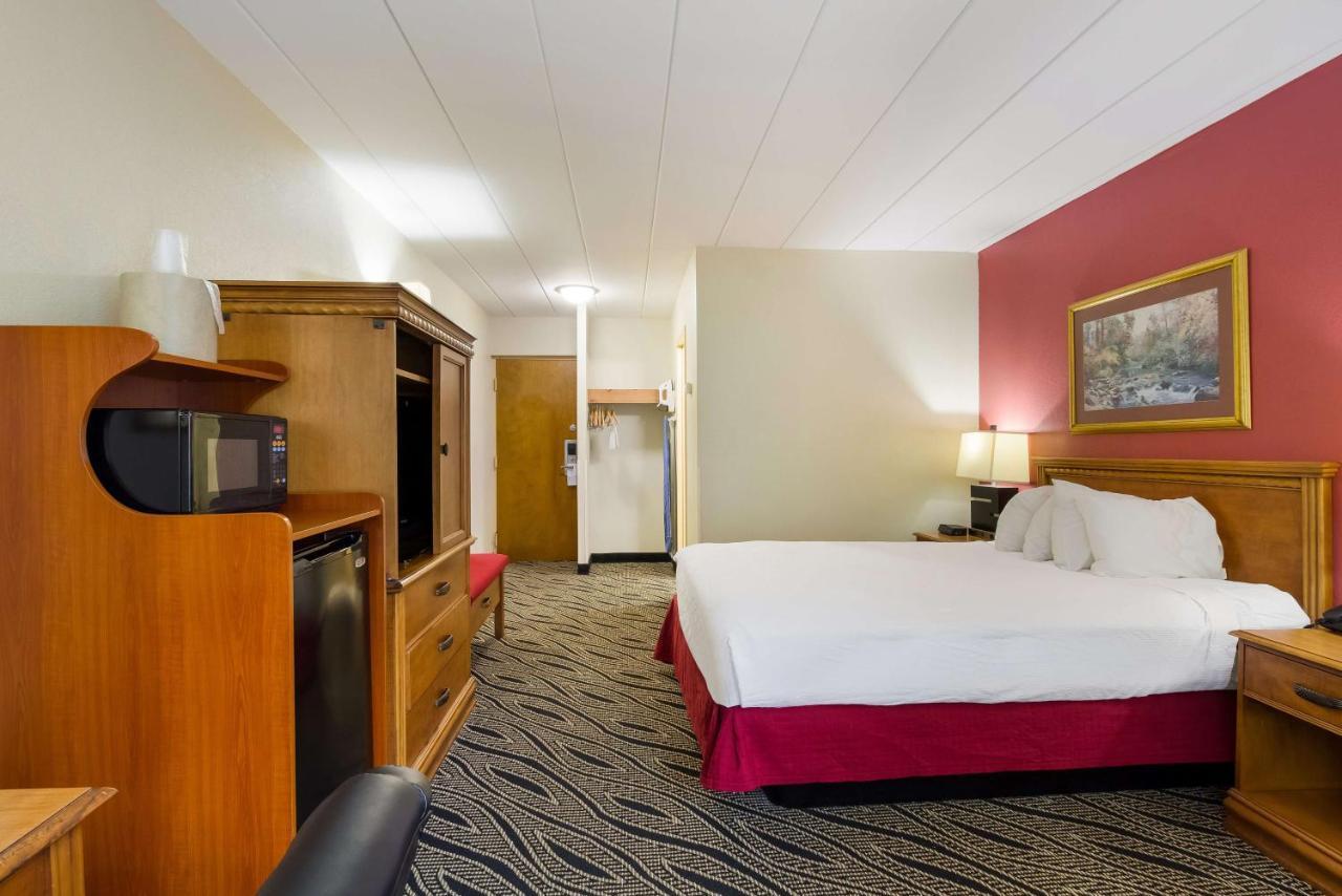 Best Western Braddock Inn La Vale Exteriör bild