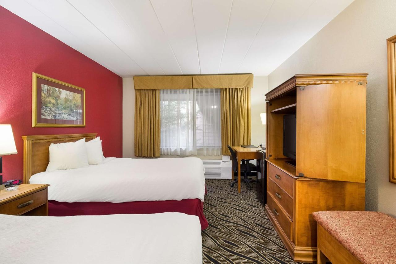 Best Western Braddock Inn La Vale Exteriör bild